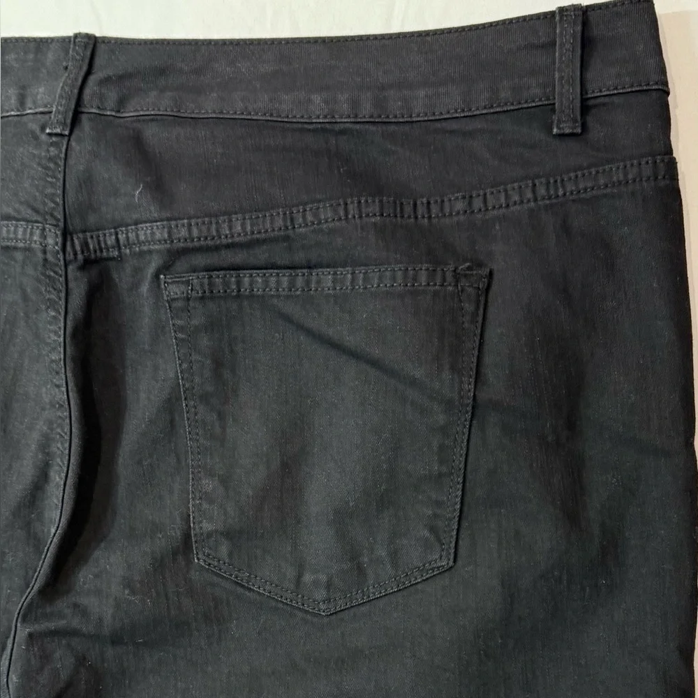 Sonoma Women Slim Straight Jeans Super Soft Comfort Stretch Color Black Size 24W - Picture 14 of 14